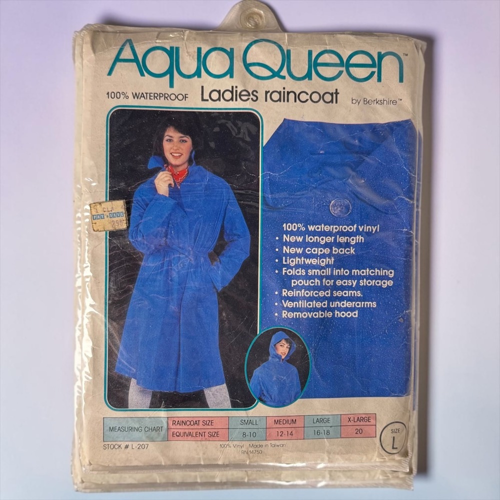 Aqua Queen Vintage CLEAR Vinyl Raincoat Berkshire Ladies Hooded Slicker Large